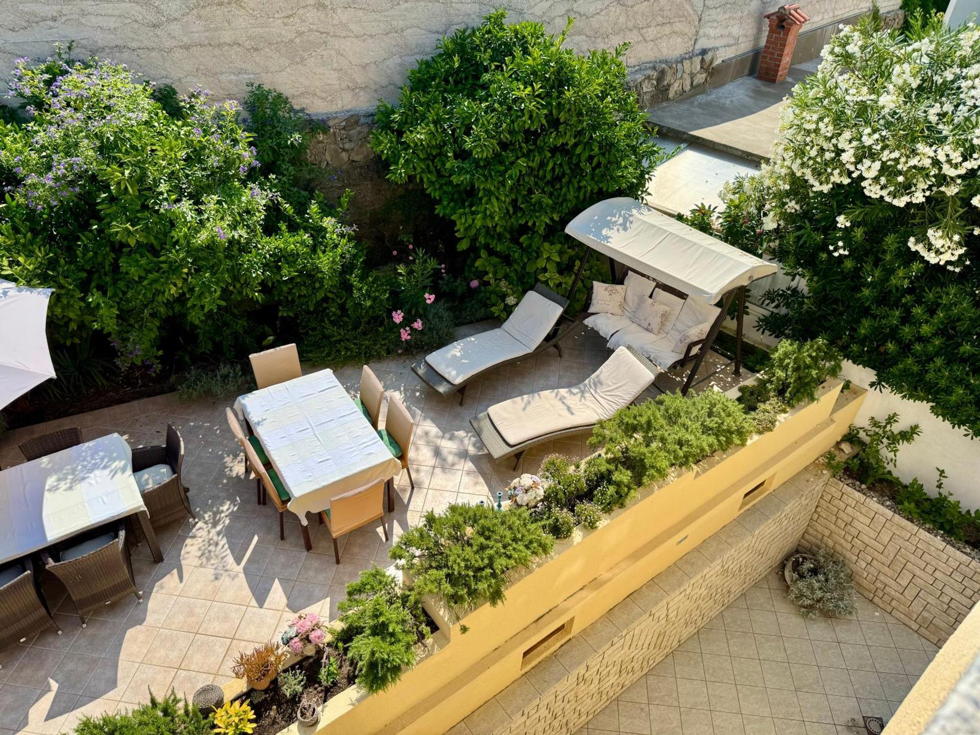 Apartments Maricic Banjol Exterior photo